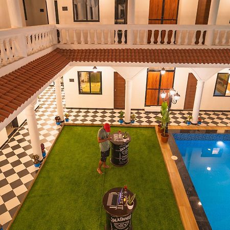 Sapphire Mansion Hotel Alibag Exterior photo